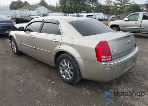 2008 Chrysler 300C Hemi z USA, uszkodzony, nr VIN 2C3LA63H38H169603